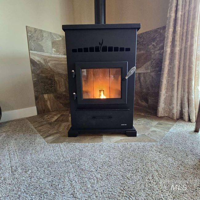 Detailed view of a wood stove | Image 5