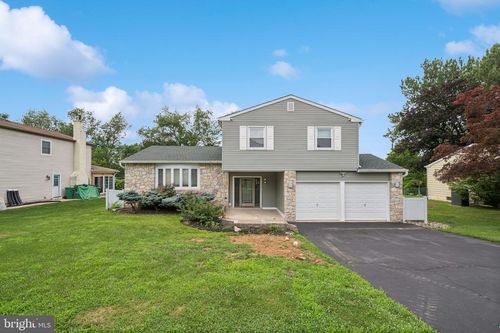 1300 Clover Ln, FEASTERVILLE TREVOSE, PA, 19053-2225 | Card Image