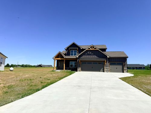 8 Pine Hills Court, Crawfordsville, IN, 47933 | Card Image