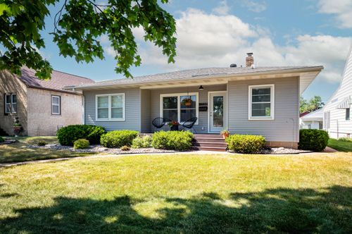 2137 Johnson St, La Crosse, WI, 54601 | Card Image