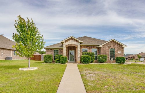 811 Carmen Ana Ave, Grandview, TX, 76050-5409 | Card Image