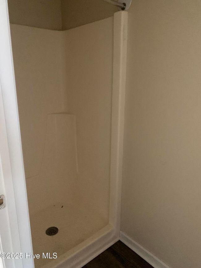 APT-9 - 586 Haws Run Rd, Home with 4 bedrooms, 4 bathrooms and null parking in Jacksonville NC | Image 11