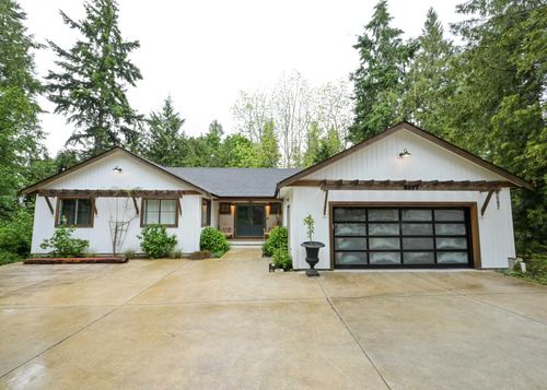 8097 Southwood Rd, Halfmoon Bay, BC, V7Z1A7 | Card Image