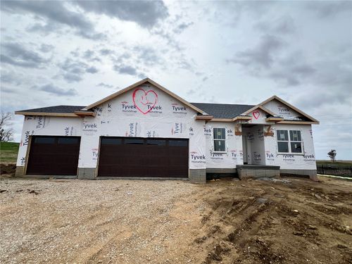 6925 Rock Wood Dr Sw, Cedar Rapids, IA, 52404-8068 | Card Image