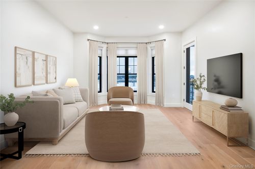 240-695 Merrick Avenue, North Hempstead, NY, 11590 | Card Image