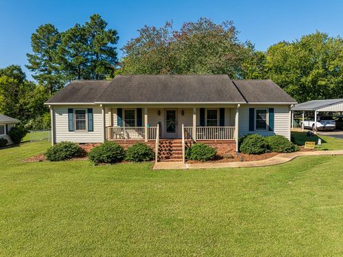 102 Hawkins St, Clarksville, VA, 23927-9104 | Card Image