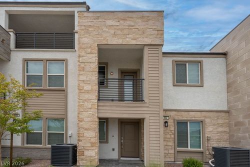 902 Bronzite St, Henderson, NV, 89011-1564 | Card Image