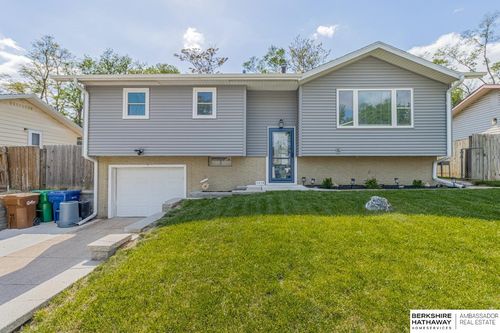 7310 Chandler Acres Dr, Bellevue, NE, 68147-1200 | Card Image