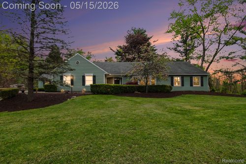 2601 Old Plank Rd, Milford, MI, 48381-3264 | Card Image