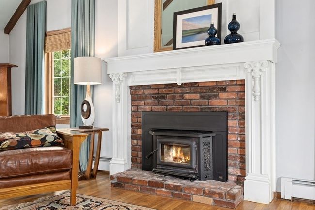 69 Oak Ave, House other with 4 bedrooms, 3 bathrooms and 4 parking in Northborough MA | Image 14