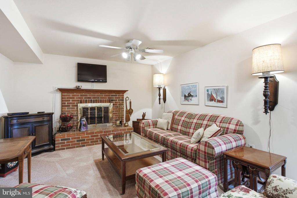 Residential in SPRINGFIELD 5