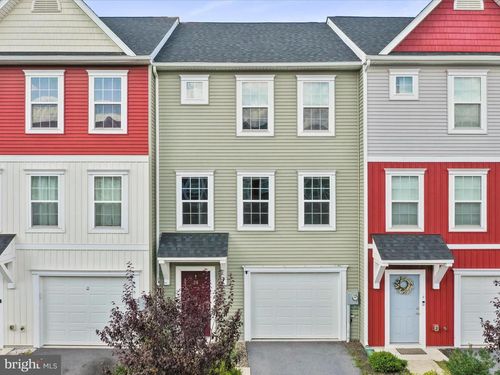 28 Belgian Run, MARTINSBURG, WV, 25404-1163 | Card Image