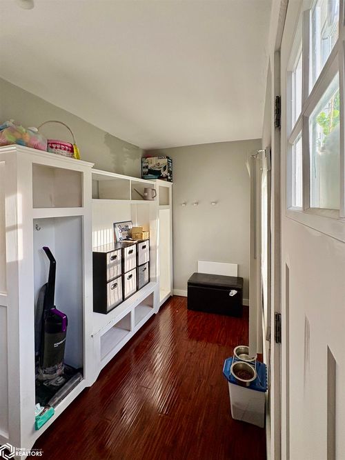 808 Elm St, Atlantic, IA, 50022-1728 | Card Image