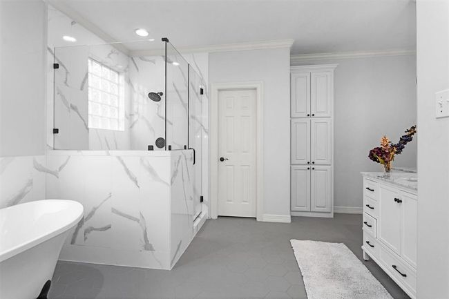11592 Grandview Dr, House other with 4 bedrooms, 5 bathrooms and 3 parking in Montgomery TX | Image 23