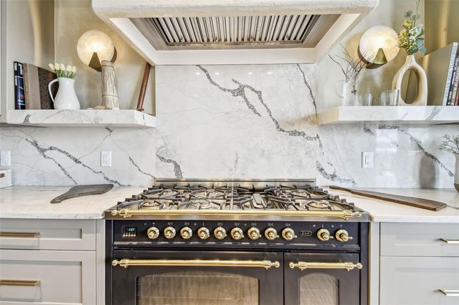 344 Capri Blvd, Townhouse with 5 bedrooms, 5 bathrooms and null parking in TREASURE ISLAND FL | Image 12
