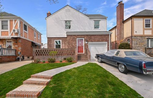 73-36 196th St, Fresh Meadows, NY, 11366-1811 | Card Image