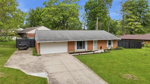 2271 Mission Ln, Bellbrook, OH, 45305-1443 | Card Image