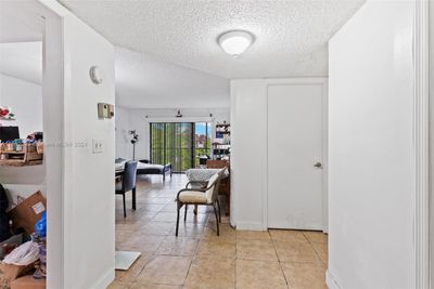 510 - 4174 Inverrary Dr, Condo with 1 bedrooms, 1 bathrooms and null parking in Lauderhill FL | Image 2