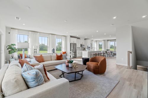 201-1250 Coach Station Aly, Raleigh, NC, 27601-2679 | Card Image