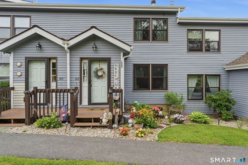 102-102 Lake Vista Dr, East Hampton, CT, 06424-1600 | Card Image