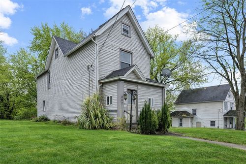 282 Orchard St, Sharon, PA, 16146-1921 | Card Image