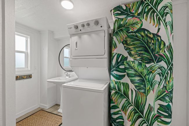 106 E Madison Ave, House other with 2 bedrooms, 2 bathrooms and null parking in Port O Connor TX | Image 27