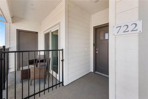 722-1326 Prairie Dr, Bryan, TX, 77803-5195 | Card Image