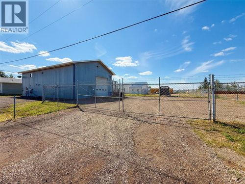 301 115 Avenue, Dawson Creek, BC, V1G4T9 | Card Image
