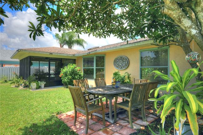985 George St, House other with 2 bedrooms, 2 bathrooms and null parking in SEBASTIAN FL | Image 31