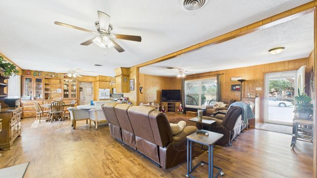 1512 Avenue K, House other with 3 bedrooms, 2 bathrooms and null parking in Abernathy TX | Image 15