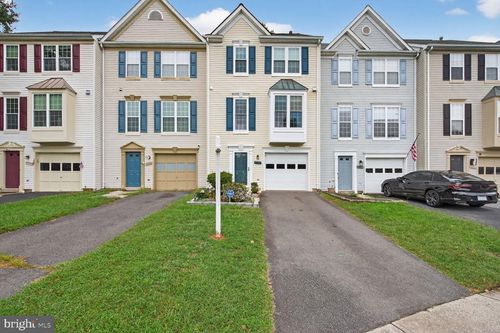 5986 Manorwood Dr, CENTREVILLE, VA, 20120-1660 | Card Image