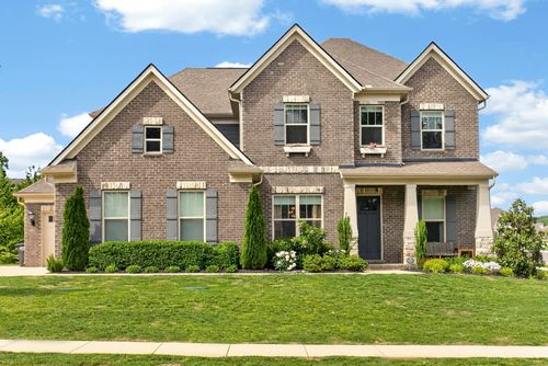 3229 Chase Point Dr, Franklin, TN, 37067-8180 | Card Image