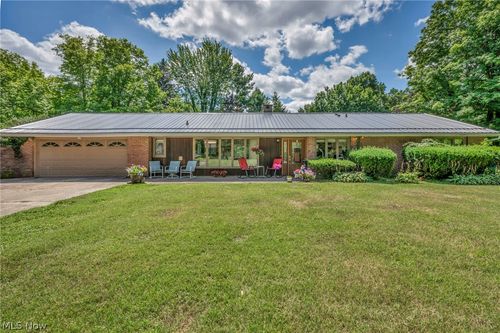 9905 Knollwood Ridge Dr, Concord Township, OH, 44060-6516 | Card Image