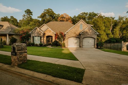 3908 Robinwood Cir, Bryant, AR, 72022-8362 | Card Image