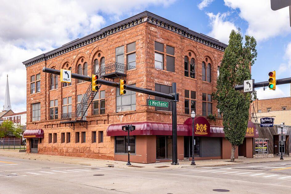 100 W Washington Ave, Jackson, MI 49201