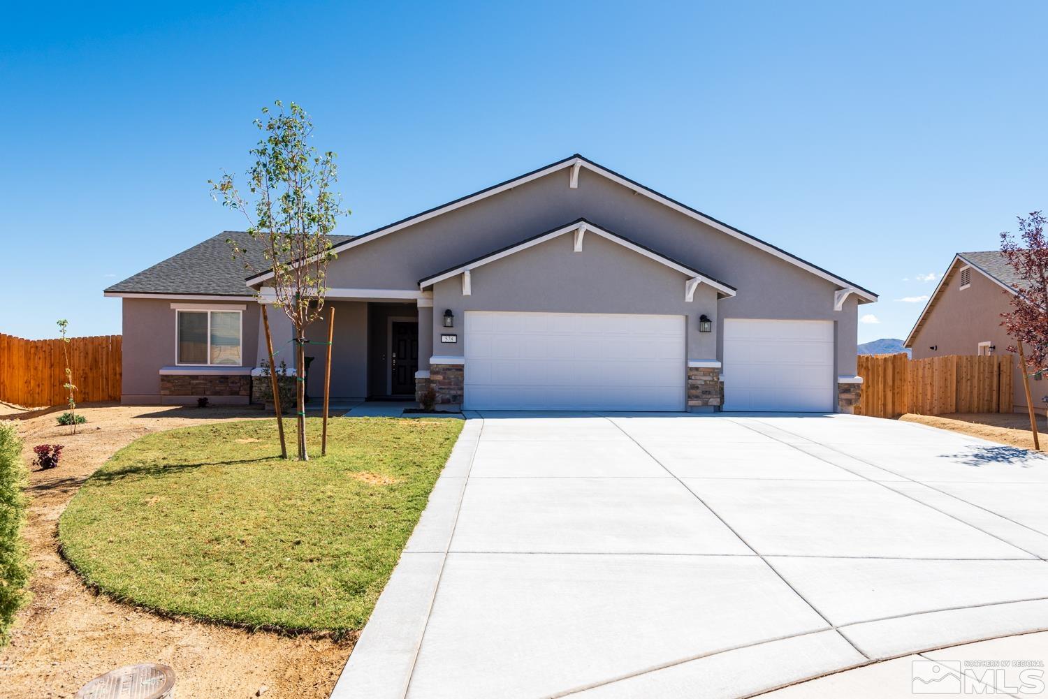 Pine Creek Cir, Dayton, NV 89403