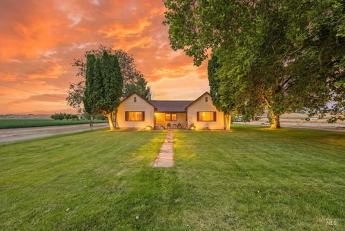 29253 Highway 18, Parma, ID, 83660-6927 | Card Image
