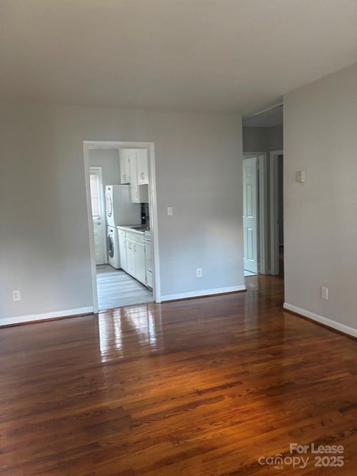 apt-3-218 Grandin Rd, Charlotte, NC, 28208-5505 | Card Image