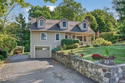 23 Overlook Dr, Warwick, NY, 10990-1806 | Card Image