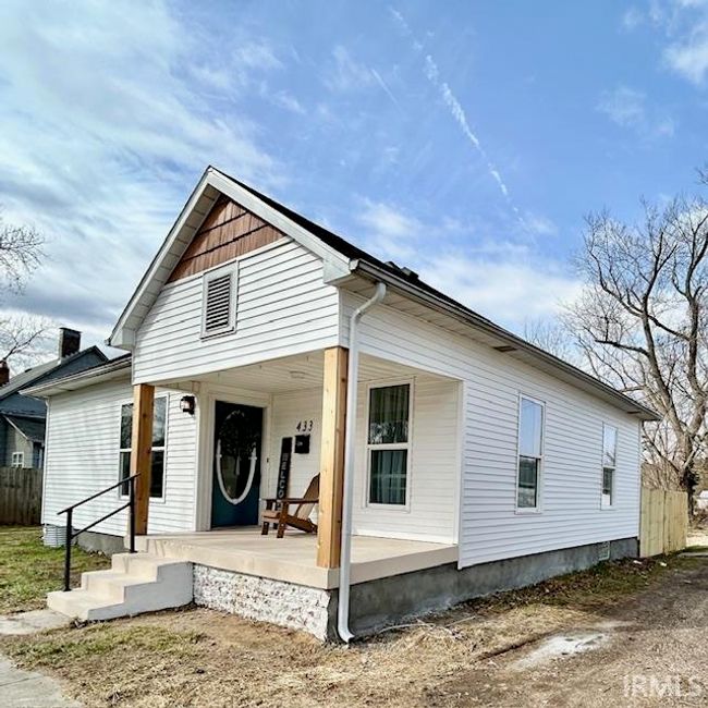 433 S 8 Th St, House other with 2 bedrooms, 2 bathrooms and null parking in Clinton IN | Image 4