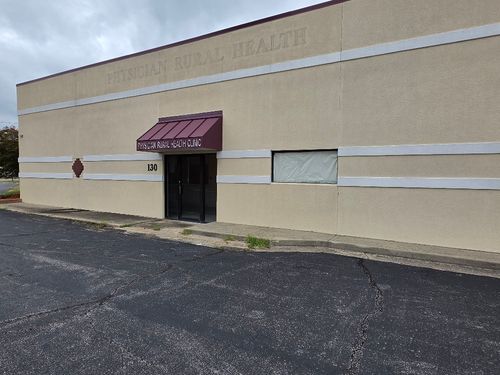 3307 Broadway St, Mount Vernon, IL, 62864-2347 | Card Image