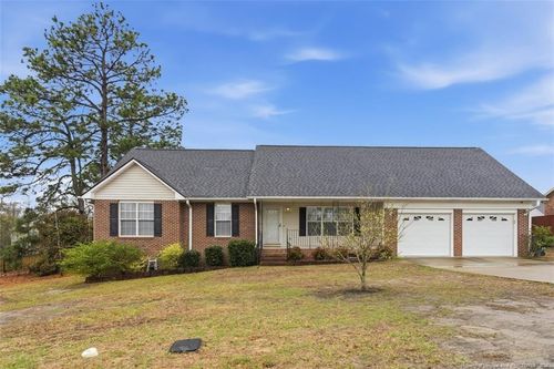 3421 Masters Dr, Hope Mills, NC, 28348-2283 | Card Image