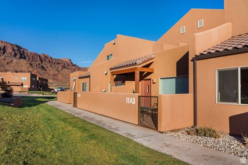 11-a3-3853 Red Valley Cir, Moab, UT, 84532-3151 | Card Image