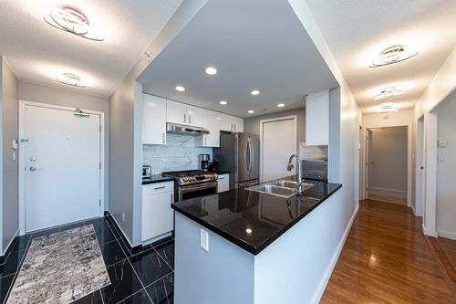 2905-1033 Marinaside Cres, Vancouver, BC, V6Z3A3 | Card Image