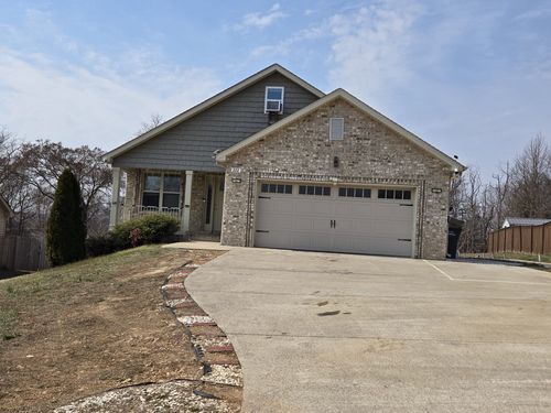 222 Hillview Way, Springfield, TN, 37172-0646 | Card Image