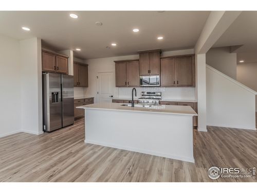 1600 Sunflower Way, Johnstown, CO, 80534-1020 | Card Image