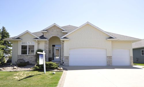 4063 Autumn Lake Ct Sw, Rochester, MN, 55902-4408 | Card Image
