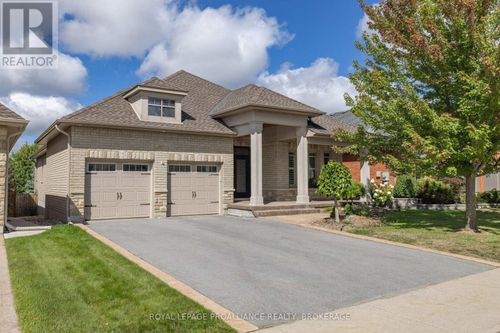 1243 Lisbon Pl, Kingston, ON, K7P0G5 | Card Image