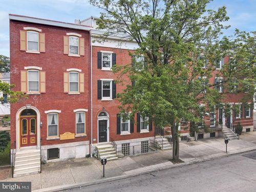 528 Swede St, NORRISTOWN, PA, 19401-4807 | Card Image