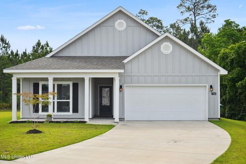 7733 Coral Ln, Ocean Springs, MS, 39564-5680 | Card Image